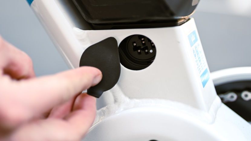 a locking unit secures the battery in place.