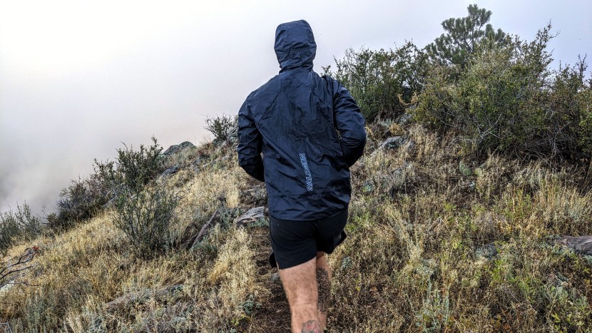 Outdoor running jacket discount
