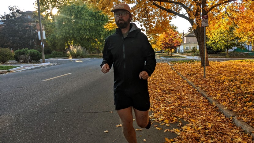 arc&#039;teryx norvan lt hoodie - we were suprised at how well the norvan lt breathes without any mesh...