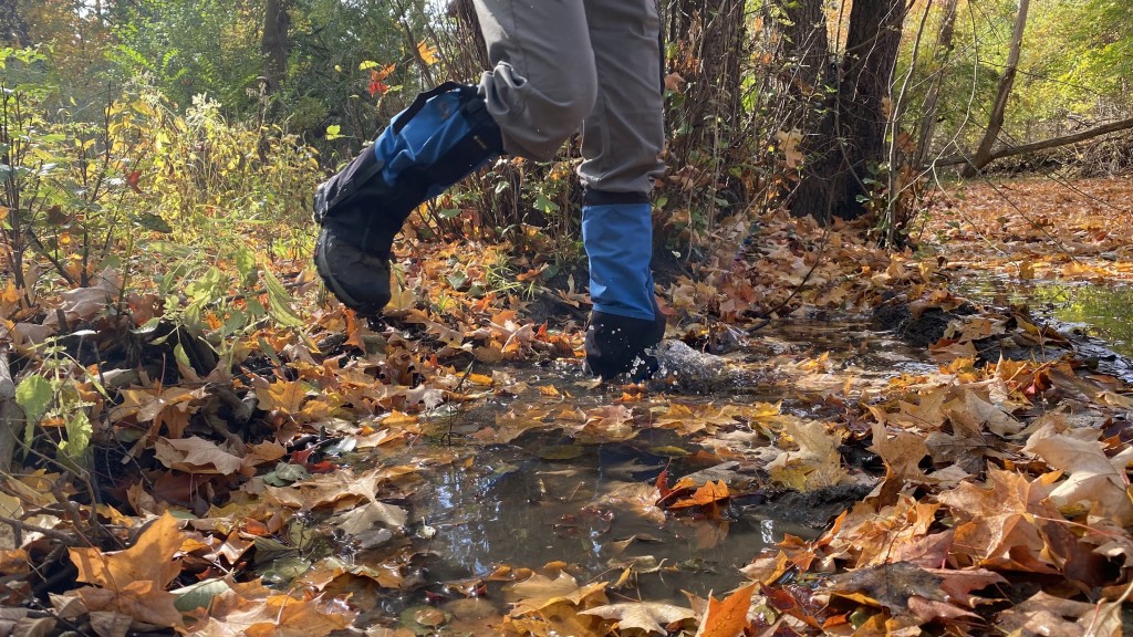 Hiking boot store gaiters