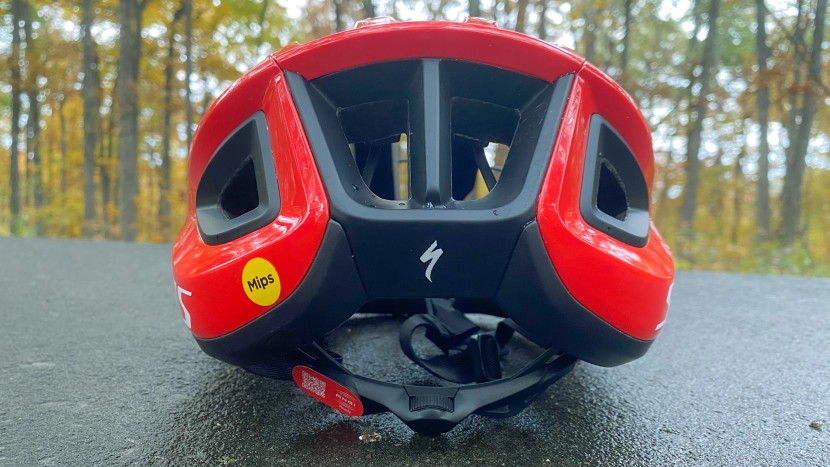 the rear view features big channels, letting the air get out and...