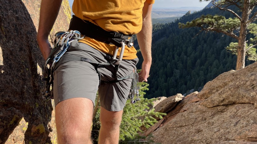 black diamond solution guide - the solution guide's stretchy leg loops move with the legs, allowing...