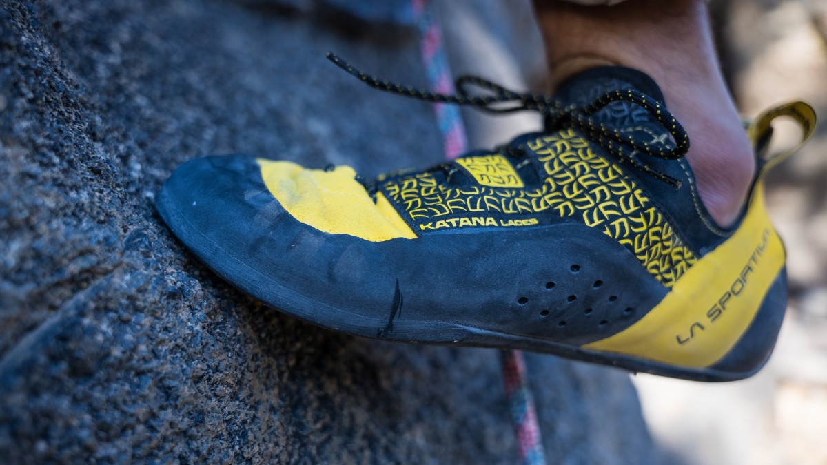 La Sportiva Katana Lace Review (The stiffness in the forefoot of the Katana Lace enhances edging power but it sacrifices some sensitivity.)