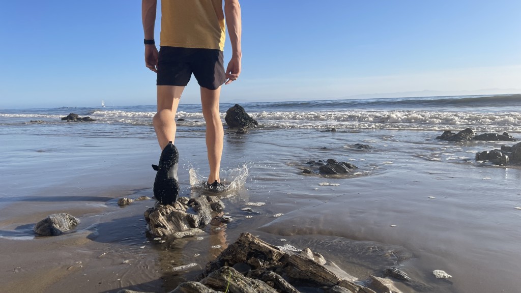 water shoes men - quickly moving between soft sandy terrain and slimy ocean-polished...