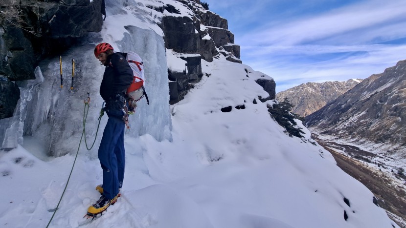 apple watch ultra - even in cold temperatures while ice climbing, the apple watch ultra...