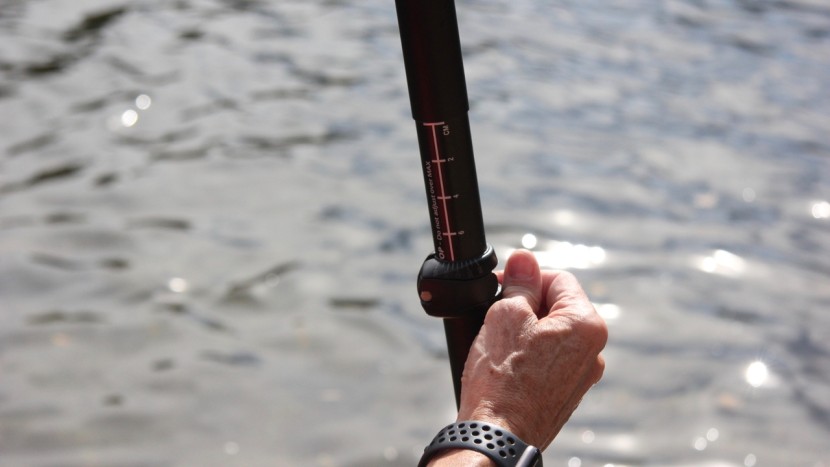 kayak paddle - the perception outlaw employs a reliable and easy-to-use system so...