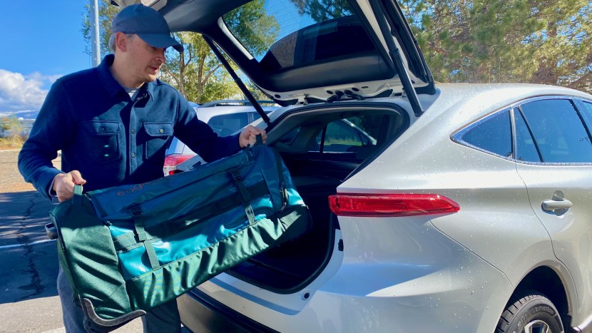 eagle creek cargo hauler xt wheeled 120l - such an easy suitcase to toss and go.