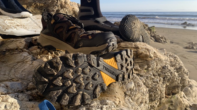 water shoes men - an aggressive lug pattern is ideal for muddy or soft slippery...