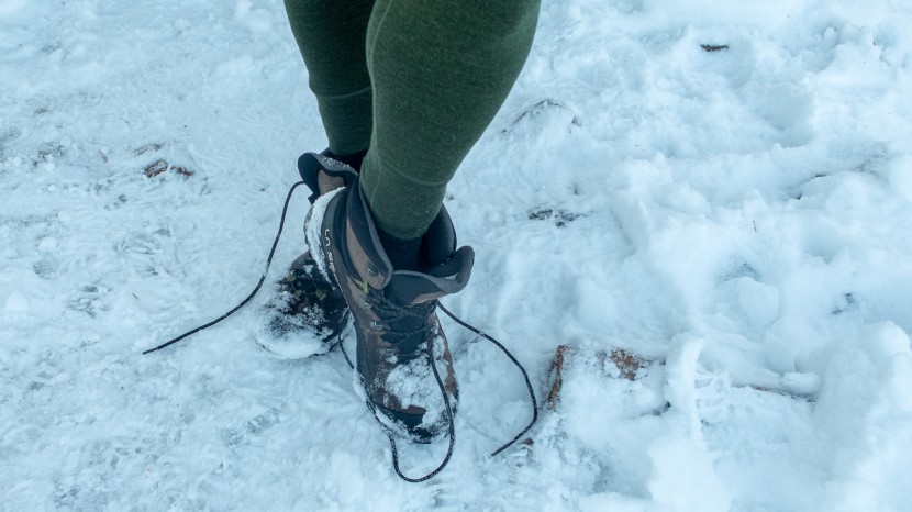 meriwool merino 250 bottom - the snug fit suggests the meriwool merino 250 bottom works best as a...