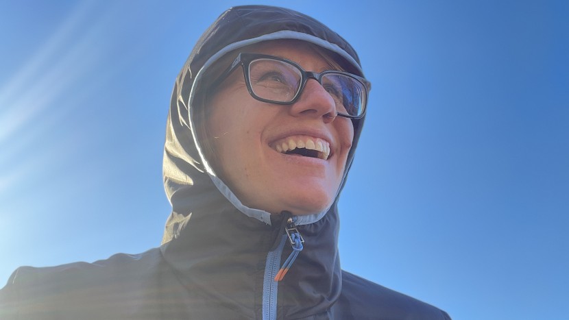 cotopaxi teca calido hooded for women - the calido hood strikes a middle ground of fitted for a bare head...