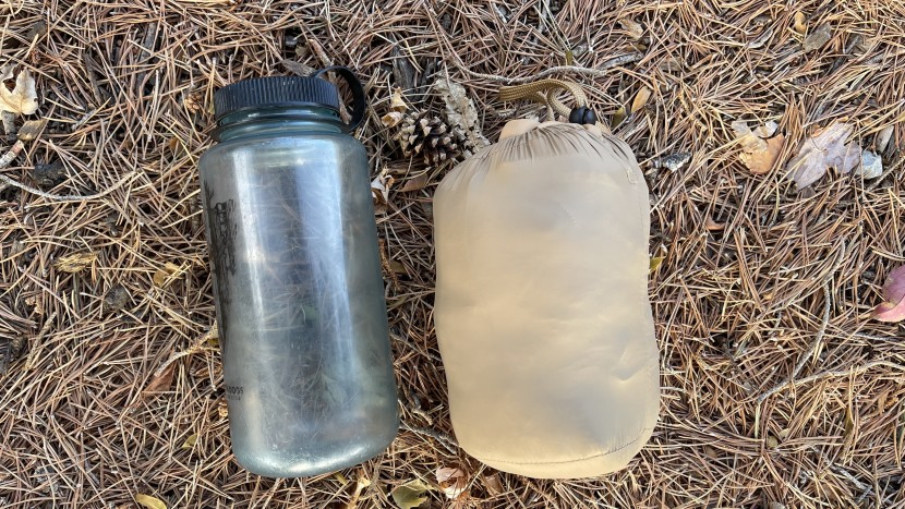 amazon essentials lightweight water-resistant for women - the amazon essentials insulated jacket packs down quite small, but...