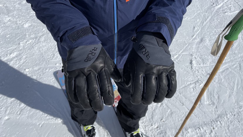 The 7 Best Ski Gloves of 2025 | Tested & Rated