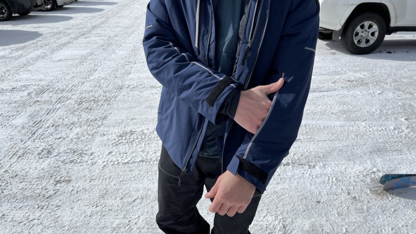 obermeyer foundation - a sleeve pass pocket is crucial for avoiding delays at rfid...