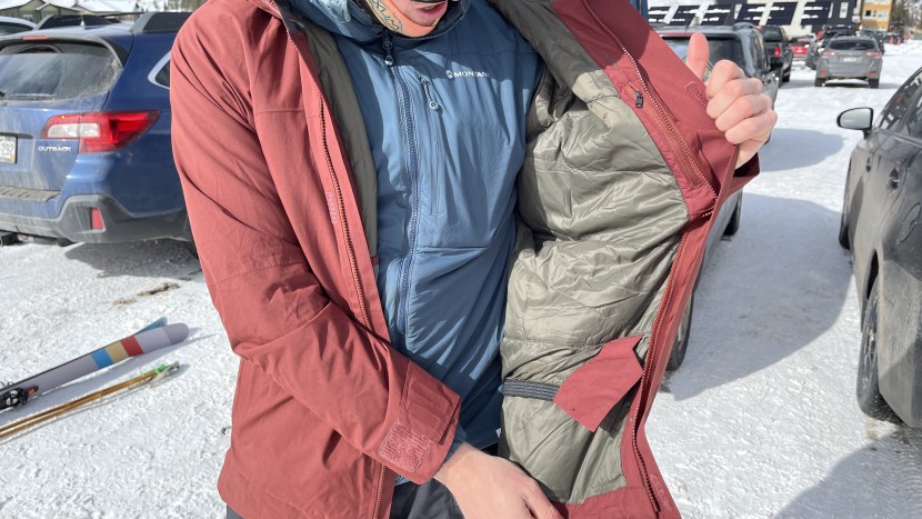 rei co-op powderbound insulated - there is lots of synthetic insulation around the torso and sleeves...