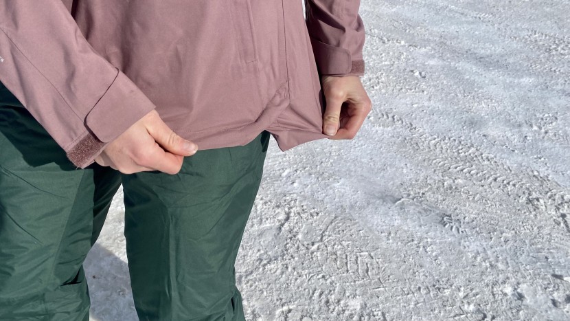 flylow lucy - the split hem of the flylow lucy was an extra layer of freedom for...