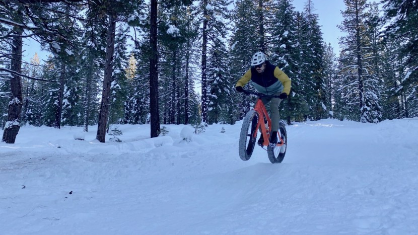 canyon dude cf 7 - fat bikes aren&#039;t exactly playful, but the dude feels snappy and...