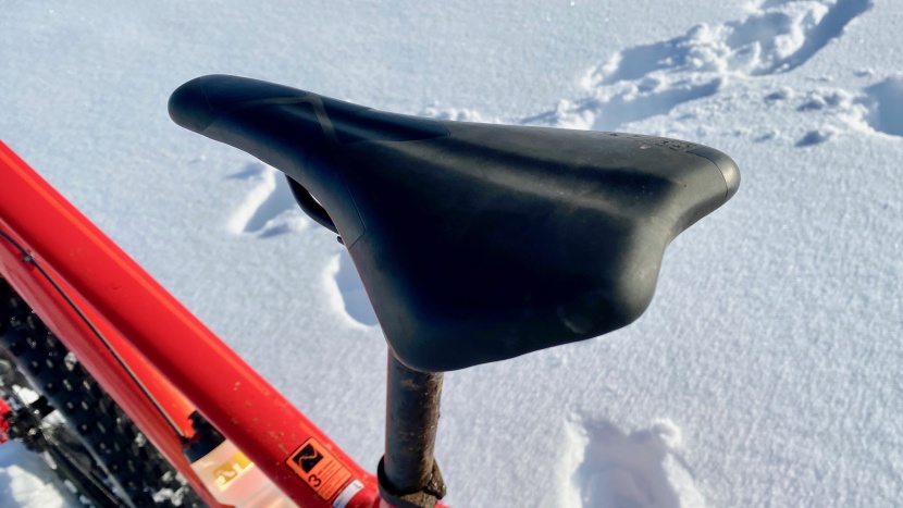 the selle italia x3 saddle has an agreeable shape and width that we...