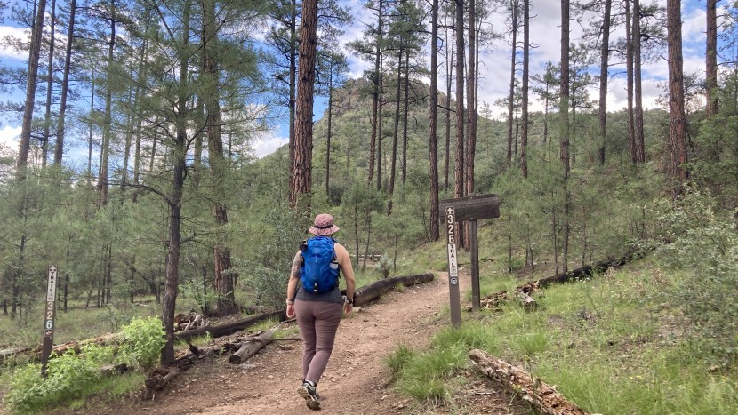 osprey syncro 12 - the syncro 12 is a versatile pack that can be used for hiking...