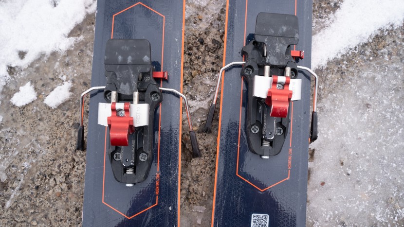 atk crest 10 - it is the heel pieces of the crest 10 that really set them apart...