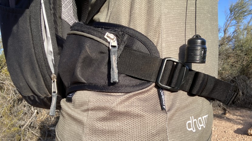deuter compact exp 14 - the hip belt has mesh &quot;airwings&quot; that wrap the tops of our hips and...