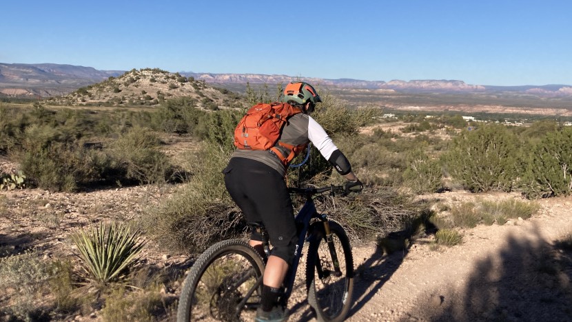 teton sports oasis - it is hard to overlook the pack&#039;s hard-to-use hydration system which...