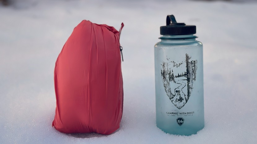 patagonia down sweater hoody for women - it&#039;s a bit challenging to stuff into its own pocket, but it&#039;s nice...