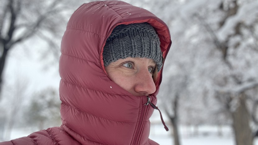 パタゴニア 84905 W's Down Sweater Hoody Patagonia Down Sweater Hoody - Women's Review | Tested