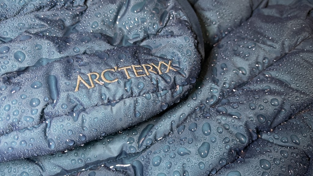 arc'teryx cerium hoody for women - the cerium had no problems stopping water from soaking into the seams.