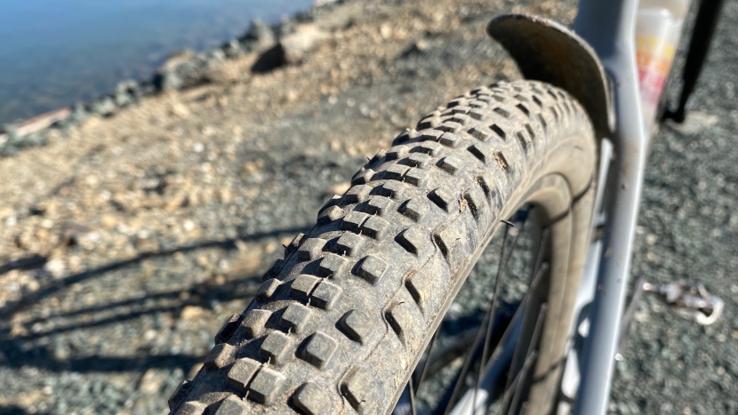 yt szepter core 4 - matching wtb resolute tires front and rear have a relatively meaty...