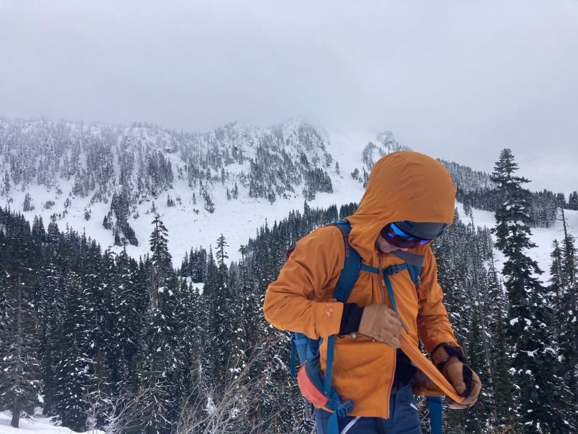 rab kinetic alpine 2.0 for women - we love a shell we can unzip from the bottom to access harnesses and...