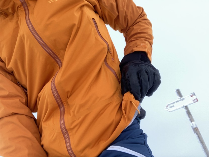 rab kinetic alpine 2.0 for women - the excellent cinches at the hem, which tuck into the fabric to...