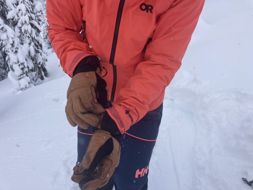 outdoor research archangel for women - good over hoods and gloves, the archangel skis and climbs well, so...