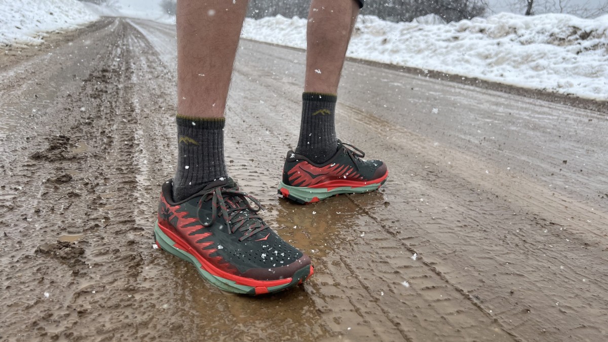 HOKA Torrent 3 Review (A more moderate traction design on the Torrent 3 makes it smoother on a blend of mixed surfaces, from road to moderate...)