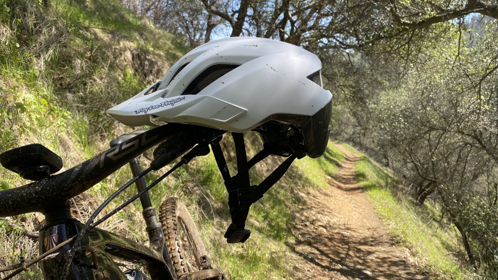 Troy Lee Designs Flowline and Flowline SE MTB Helmet – A
