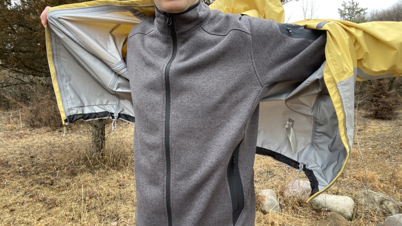 arc&#039;teryx covert cardigan - this jacket is bulky but still fits well underneath a shell without...
