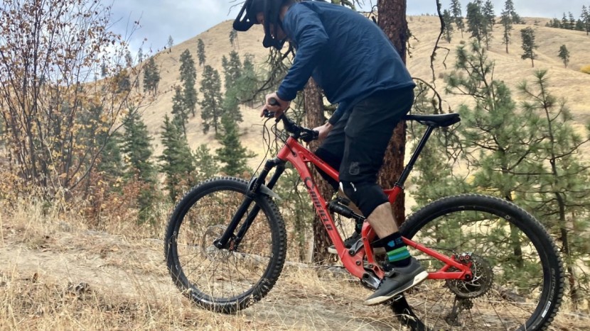 dropper seatpost - the wolf tooth resolve is a very light post with some interesting...