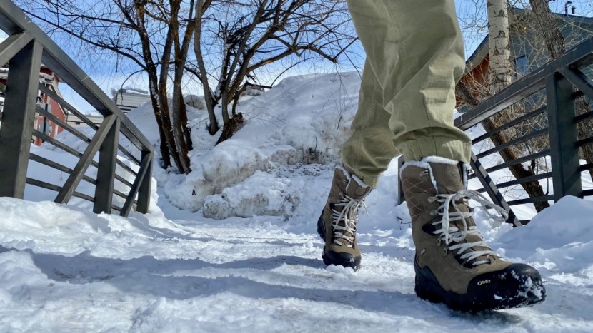 oboz bridger 9&#039;&#039; insulated waterproof for women - the shaft and the outsole of the bridger 9&quot; have limited flexibility...