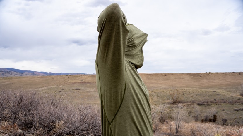 sun shirt - low seams in the pit areas of the nrs silkweight hoodie help to...