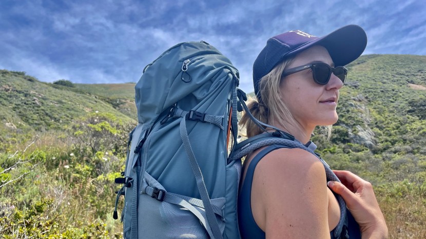 Deuter - ドイター エアコンタクト 60+10SL woman Deuter Aircontact Core 60+10 SL - Women's Review | Tested