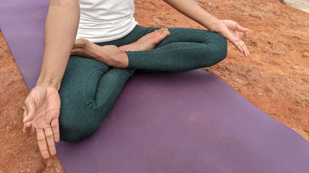 Beyond Yoga Spacedye Out Of Pocket High Waisted Midi Legging