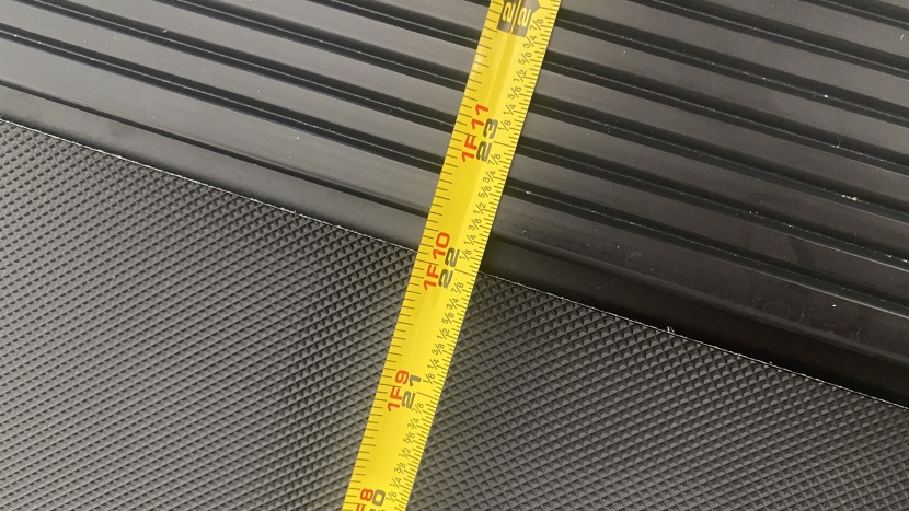 the horizon 7.4 at deck measures full width
