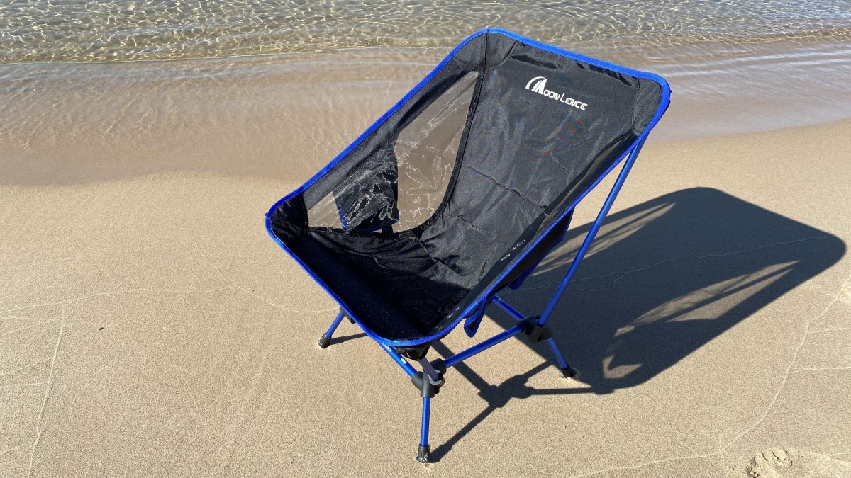 Moon Lence Backpacking Chair Review (The Moon Lence is a budget-friendly pick for its decent performance.)