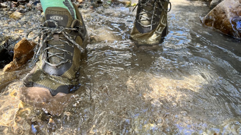 keen nxis evo waterproof - a lower flood height means these can&#039;t go as deep as other shoes...