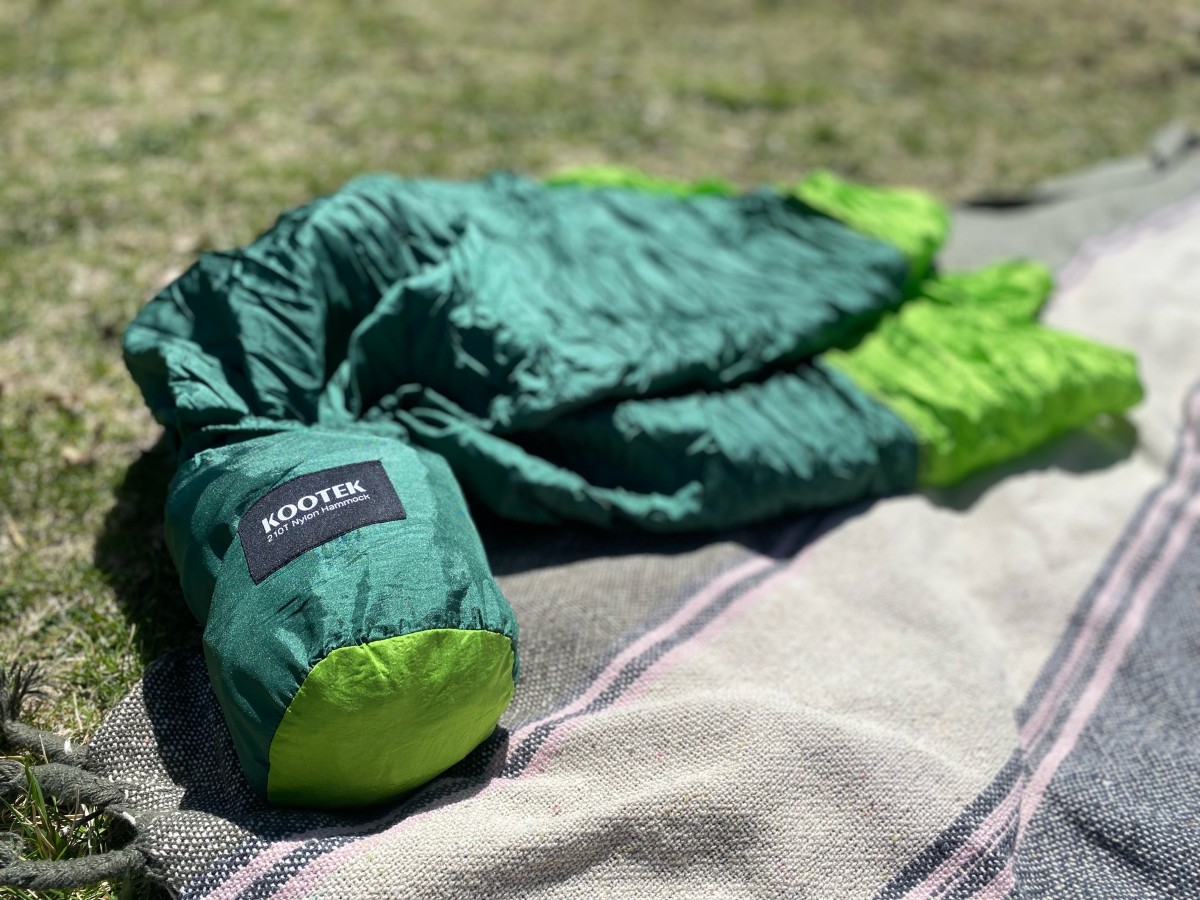 Kootek Portable Review (Affordable, functional, and all inclusive (with straps and carabiners!) This is undoubtedly one of the best deals on a...)