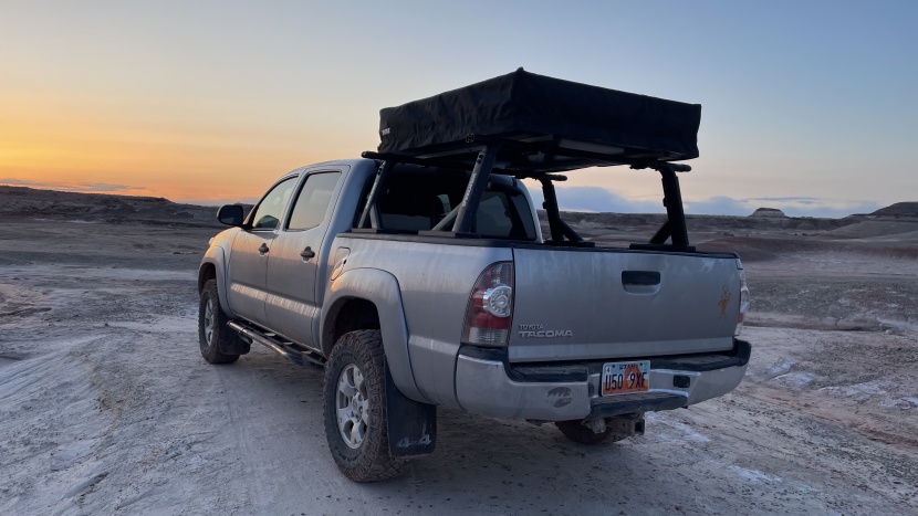 thule approach m - the thule approach cover is durable and stylish, but we wish the...