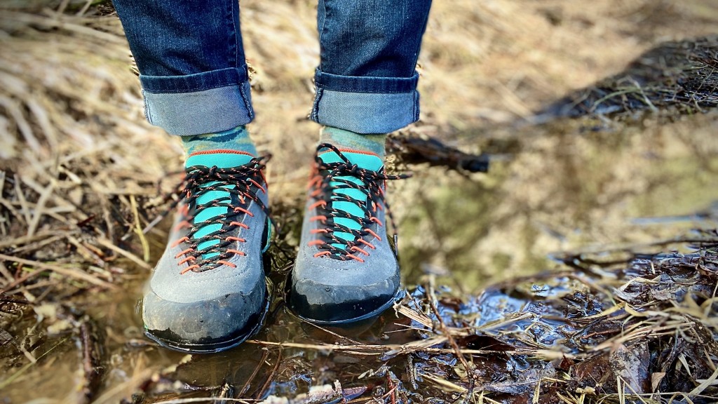 Hiking Shoes Women-Waterproof Shoes for Women-Comfortable & Light Weight &  Non-Slip Women's Hiking Shoes Walking Trekking Oudoor Sneaker