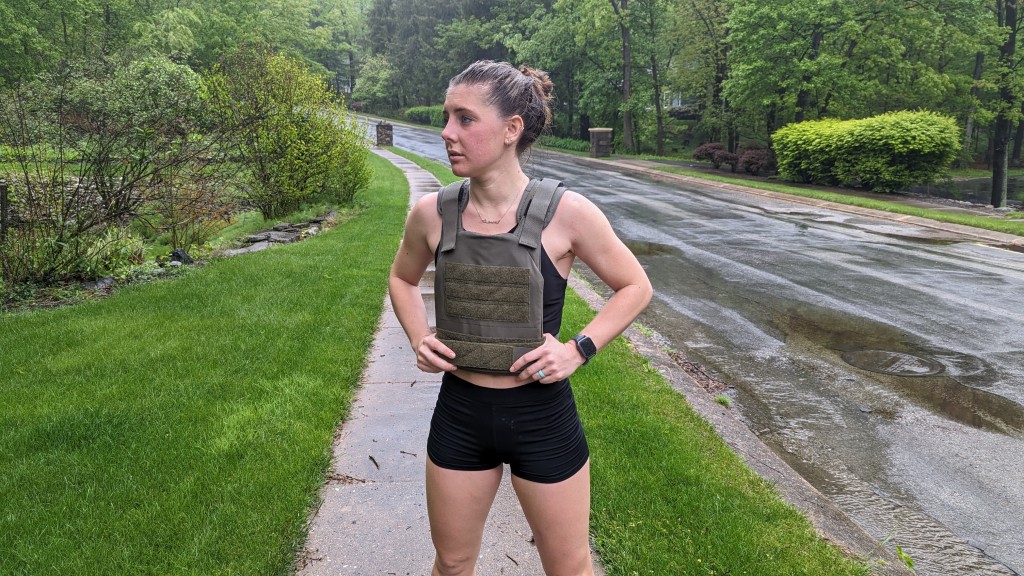 8 Benefits of Running with a Weighted Vest