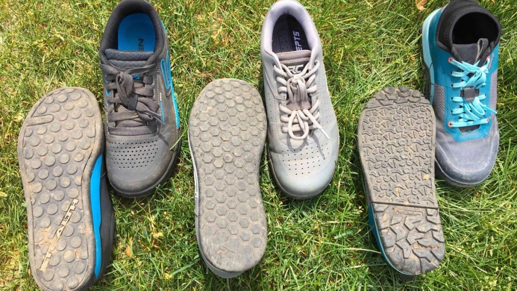 How We Tested Mountain Bike Flat Shoes for Women - GearLab