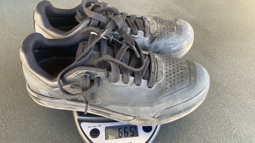 mountain bike flat shoes womens - each pair of shoes we test is weighted in grams on a kitchen scale.