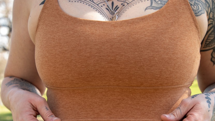 vuori long line elevation - there are few sports bras softer than the elevation.